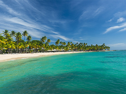 Se détendre sur la Plage de la Caravelle